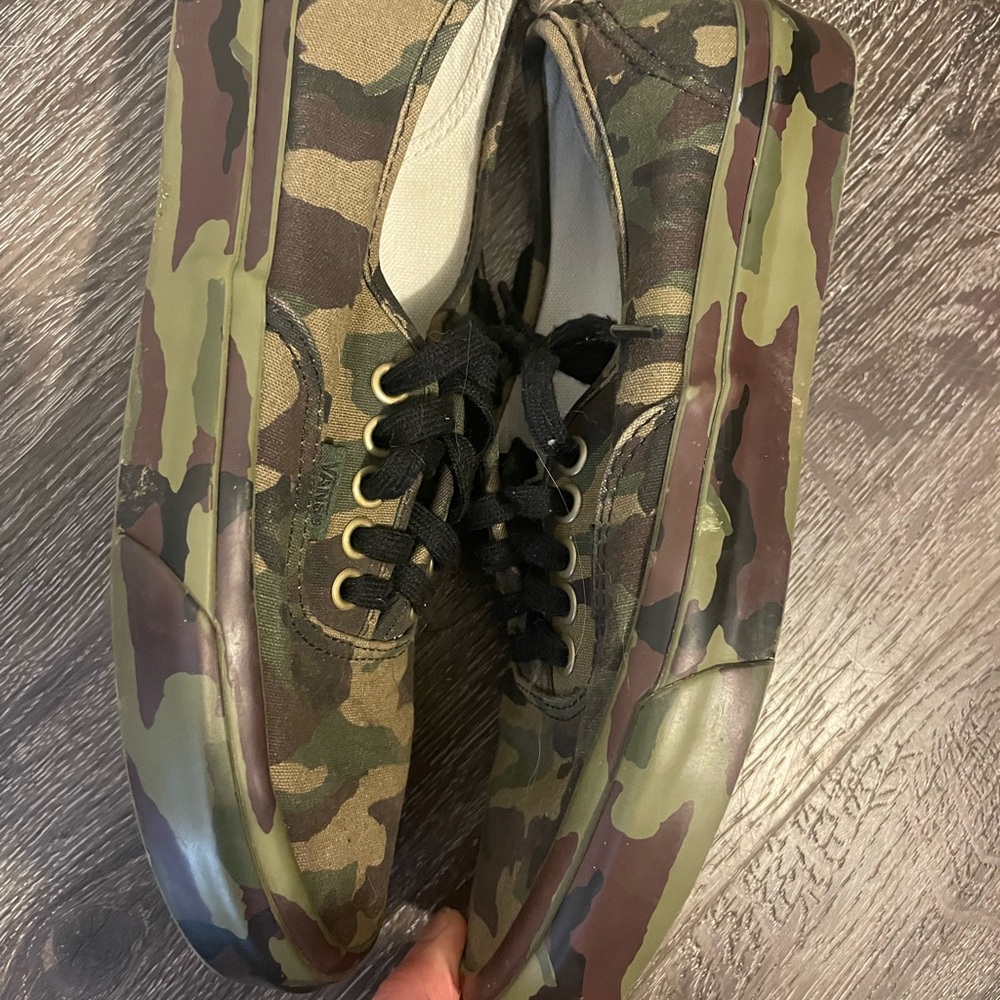Vans Green and Brown Camouflage Sneakers - Picture 3 of 5